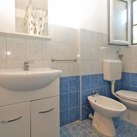 1686 Apartman *